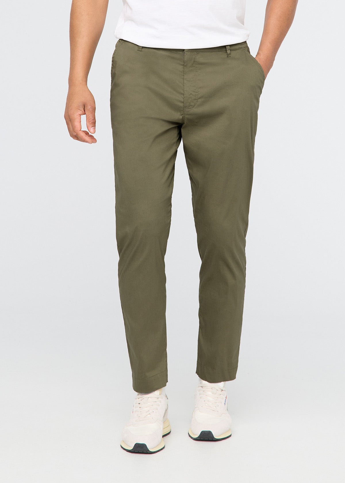 mens moss lightweight summer travel pants front